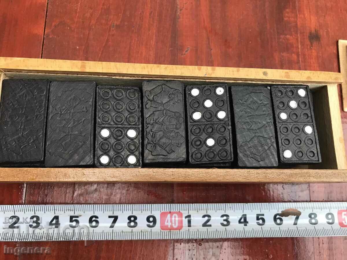 DOMINO SET WITH 28 SOCA TILES - 5 DOMINO SET WITH 28 SOCA TILES - 5