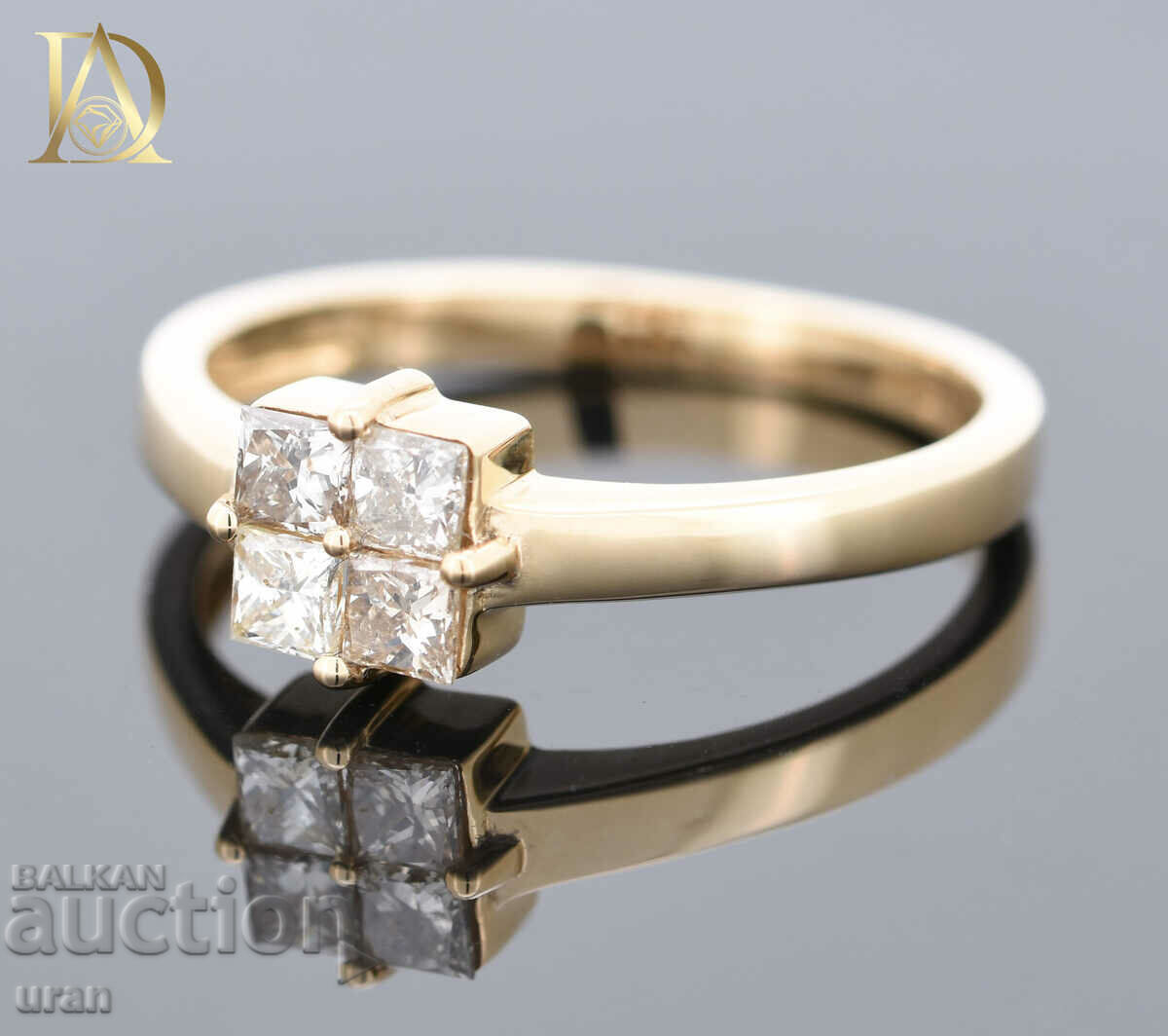Delivery of New Gold Ring with 0.50ct Natural Diamonds Delivery of New Gold Ring with 0.50ct Natural Diamonds