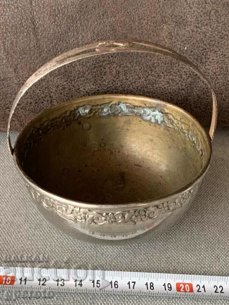 Old copper candy box - Kingdom of Bulgaria with price 15.00 BGN | € 7.67 Old copper candy box - Kingdom of Bulgaria with price 15.00 BGN | € 7.67