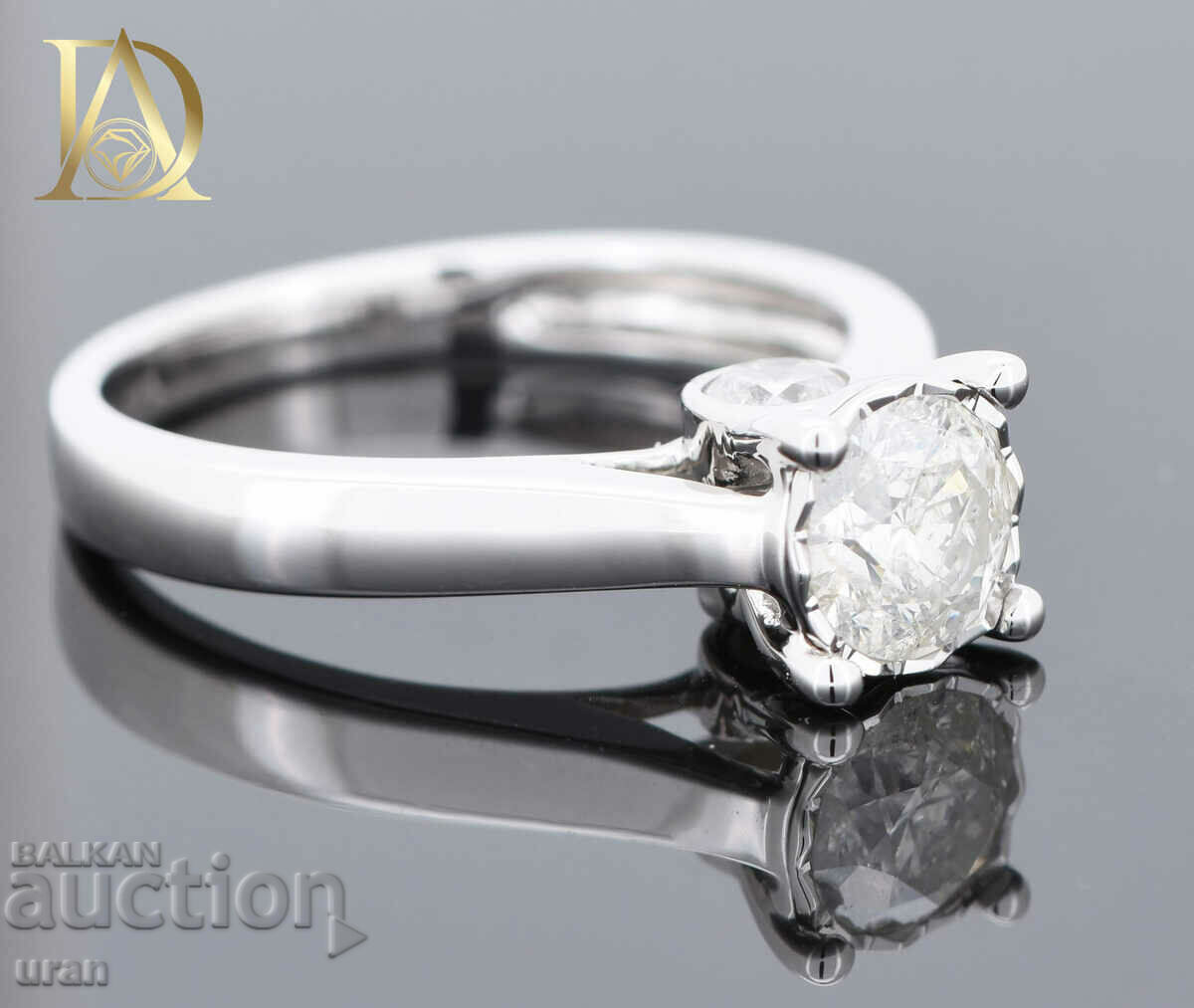 Delivery of New Gold Ring with 1.11ct Natural Diamonds Delivery of New Gold Ring with 1.11ct Natural Diamonds