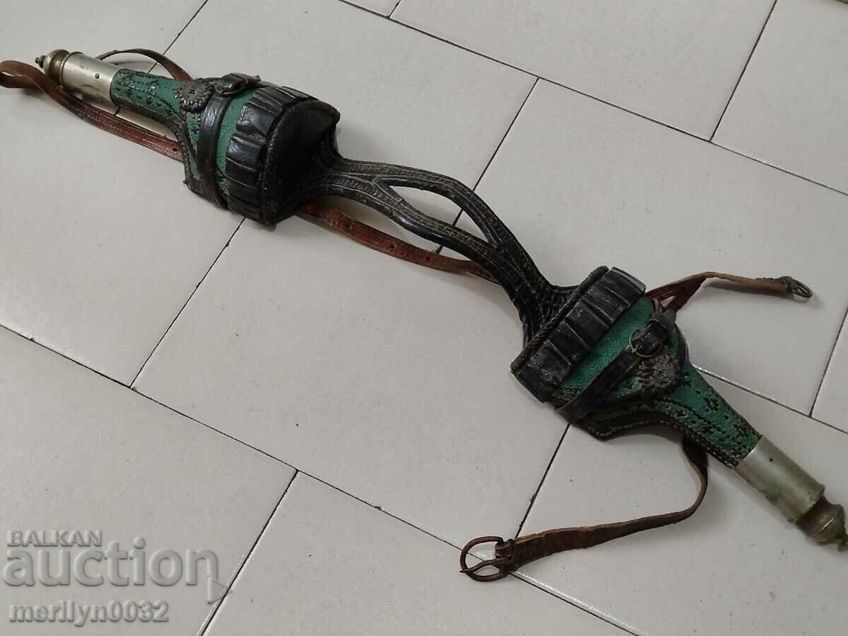 Delivery of Pair of revolver holsters horse ammunition 1970s in holster Delivery of Pair of revolver holsters horse ammunition 1970s in holster