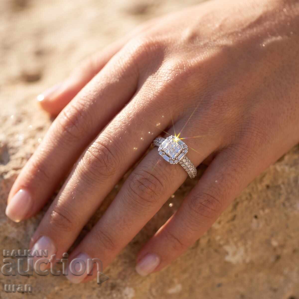Livrarea Inel de aur nou cu diamante naturale de 0,83 ct