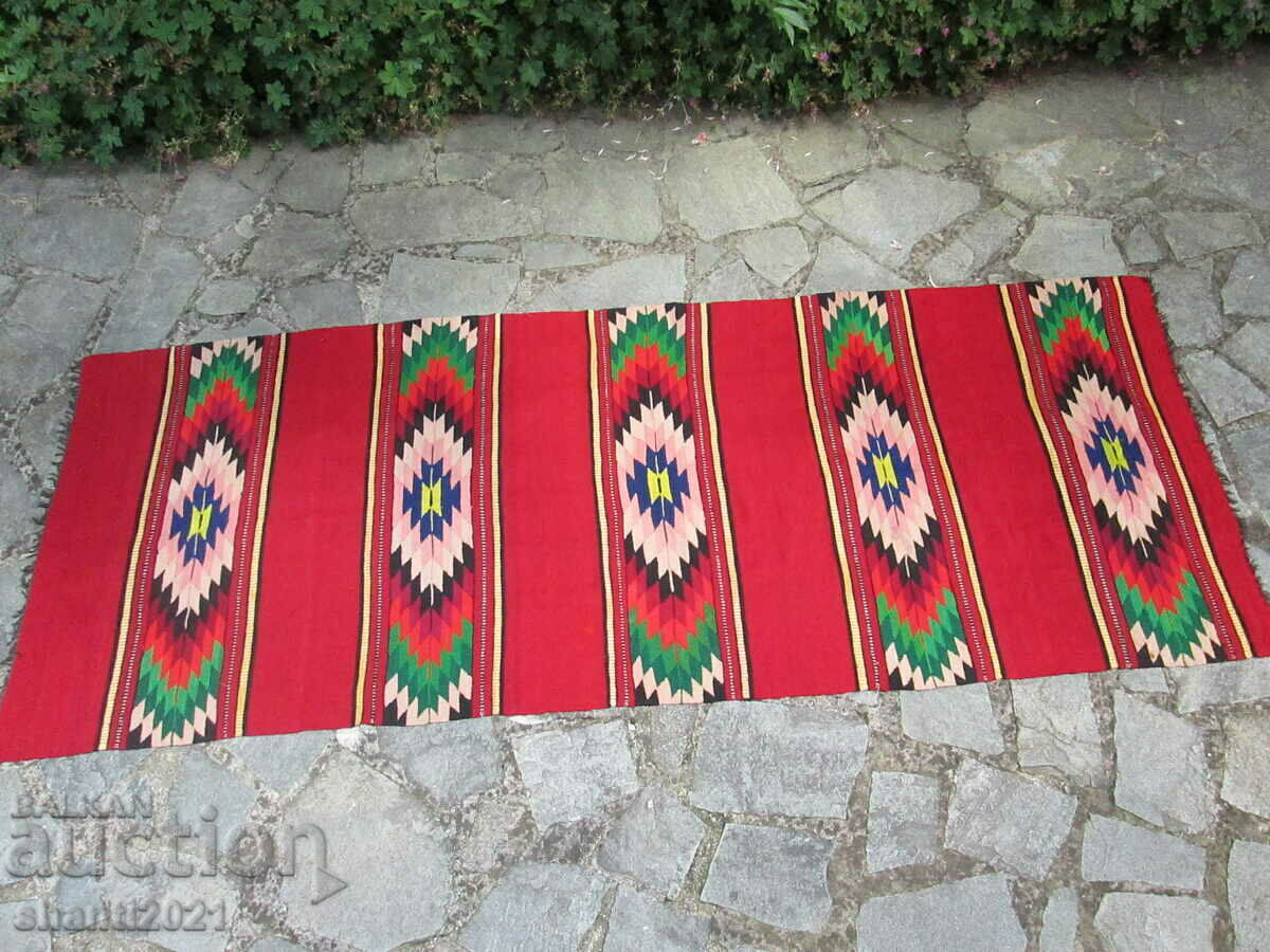 Covor Tetevenski, potecă, lână, cu două fețe, 3,10 x 1,15 m. Covor Tetevenski, potecă, lână, cu două fețe, 3,10 x 1,15 m.