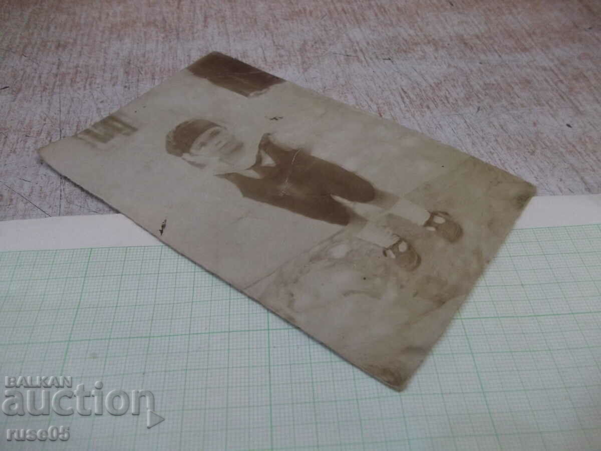 Auction Old photo of a child Auction Old photo of a child