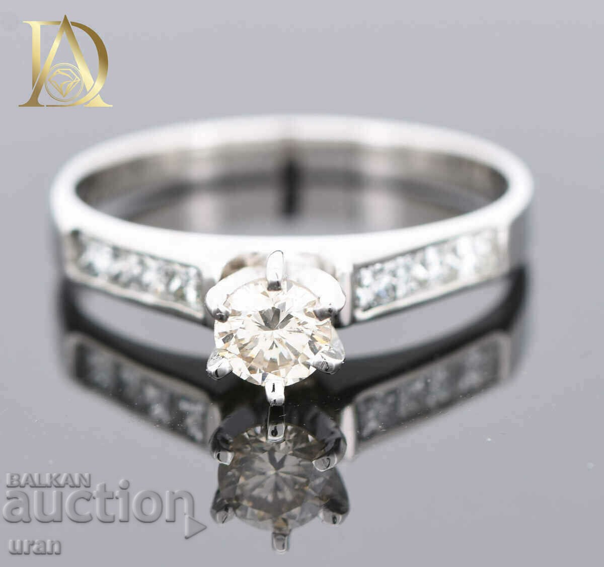 Νέο χρυσό δαχτυλίδι με φυσικά διαμάντια 0,77 καρατίων Νέο χρυσό δαχτυλίδι με φυσικά διαμάντια 0,77 καρατίων