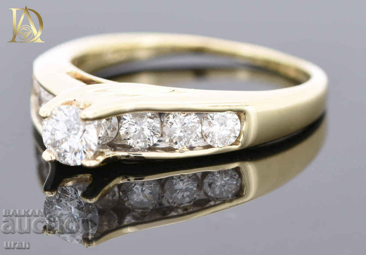 Auction  New Gold Ring with 0.93ct Natural Diamonds
