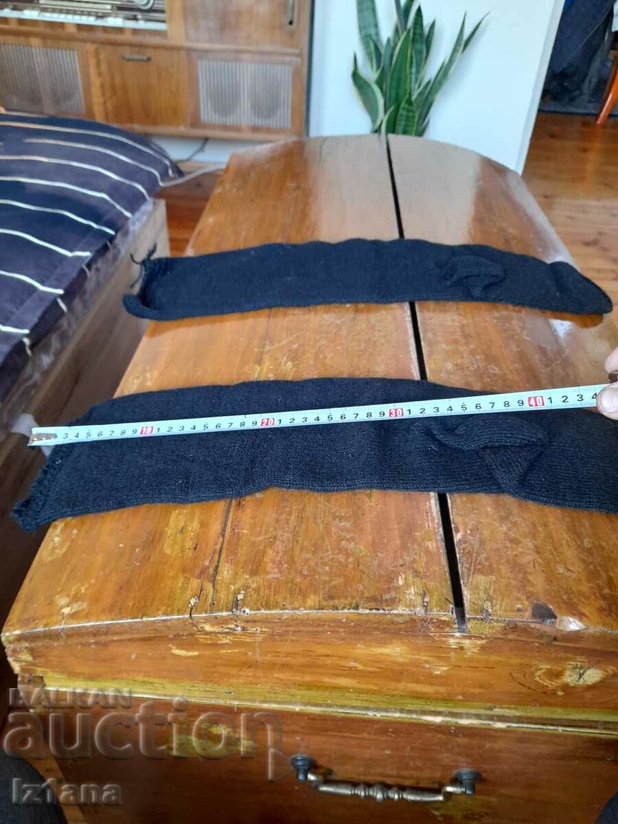 Delivery of Old woolen socks Delivery of Old woolen socks