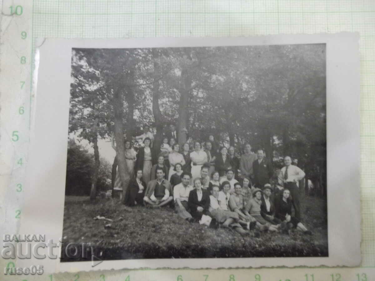 Old photo of a group on an outing - 1