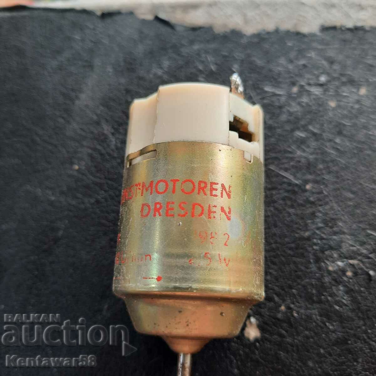 Electric motor 12V. with price 5.00 BGN | € 2.56