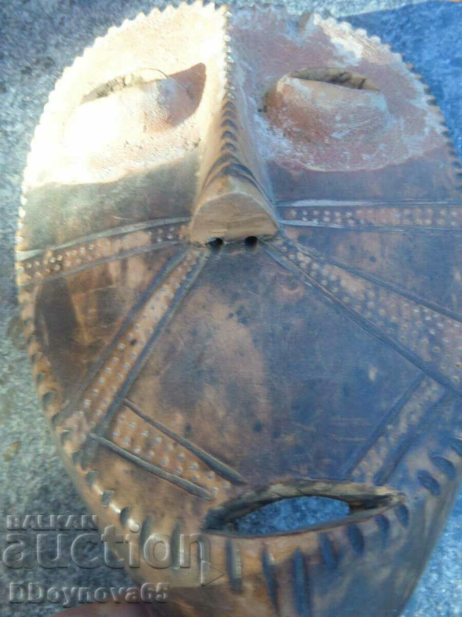 Ritual voodoo mask - Igbo people, Nigeria with price 99.00 BGN | € 50.62 Ritual voodoo mask - Igbo people, Nigeria with price 99.00 BGN | € 50.62