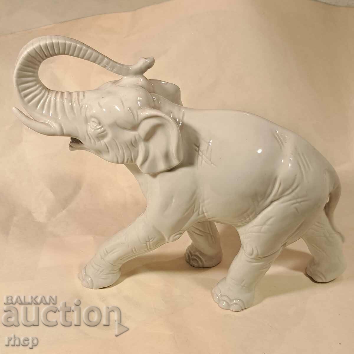 Large porcelain elephant white porcelain figure figurine