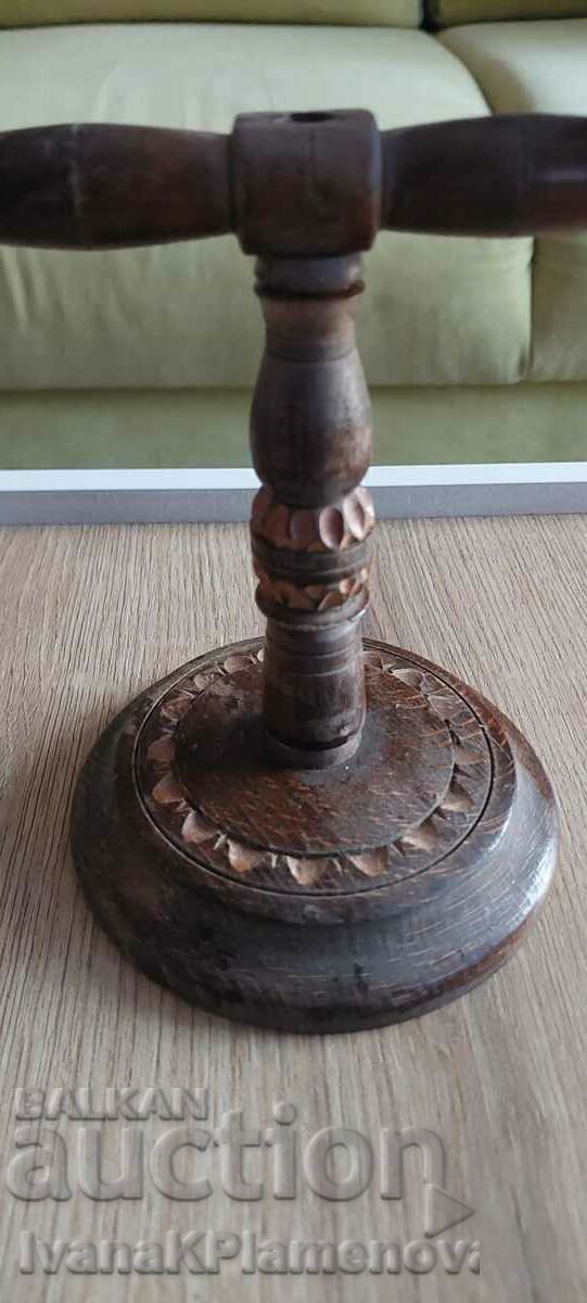 Candlestick carving for collectors with price 15.00 €