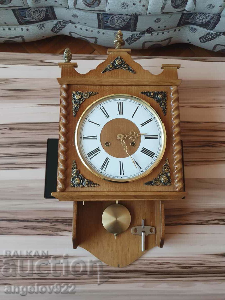 Beautiful GENFA wall clock WORKING