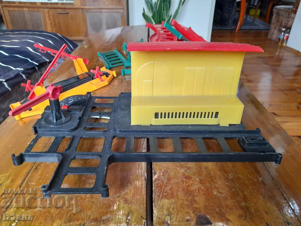 Delivery of Old Children's Train Zheleznaya Doroga Delivery of Old Children's Train Zheleznaya Doroga