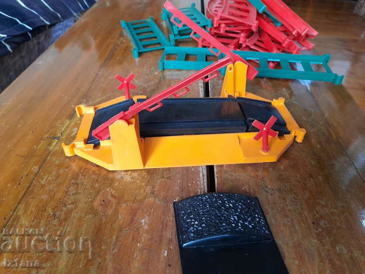 Old Children's Train Zheleznaya Doroga - 6 Old Children's Train Zheleznaya Doroga - 6