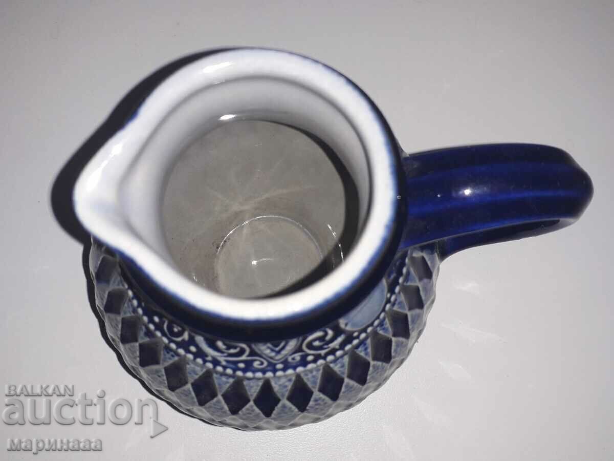 Auction KANA. 0.5 L Auction KANA. 0.5 L