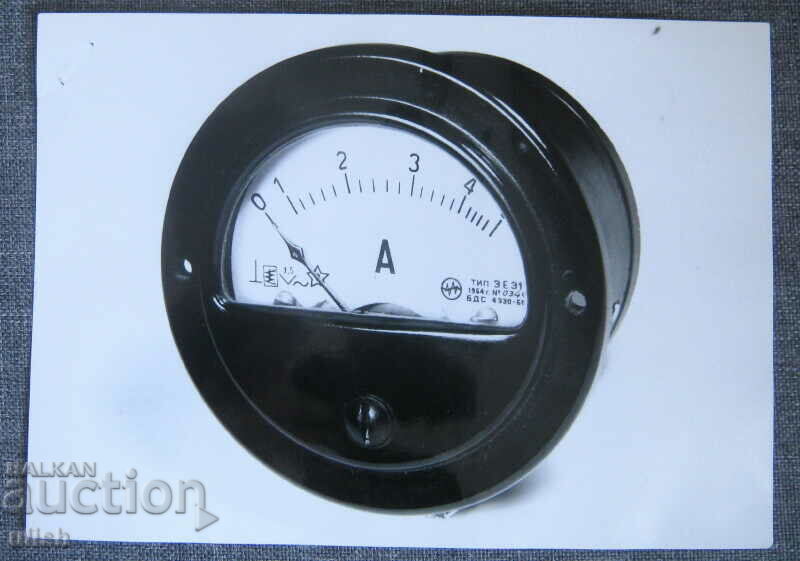 Old photo real photo Ammeter ammeter