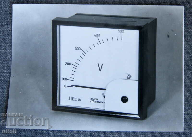 Old photo real photo voltmeter voltmeter E11