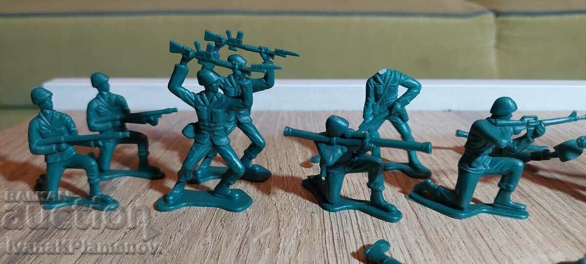 Figurines for collectors with price 14.00 BGN | € 7.16