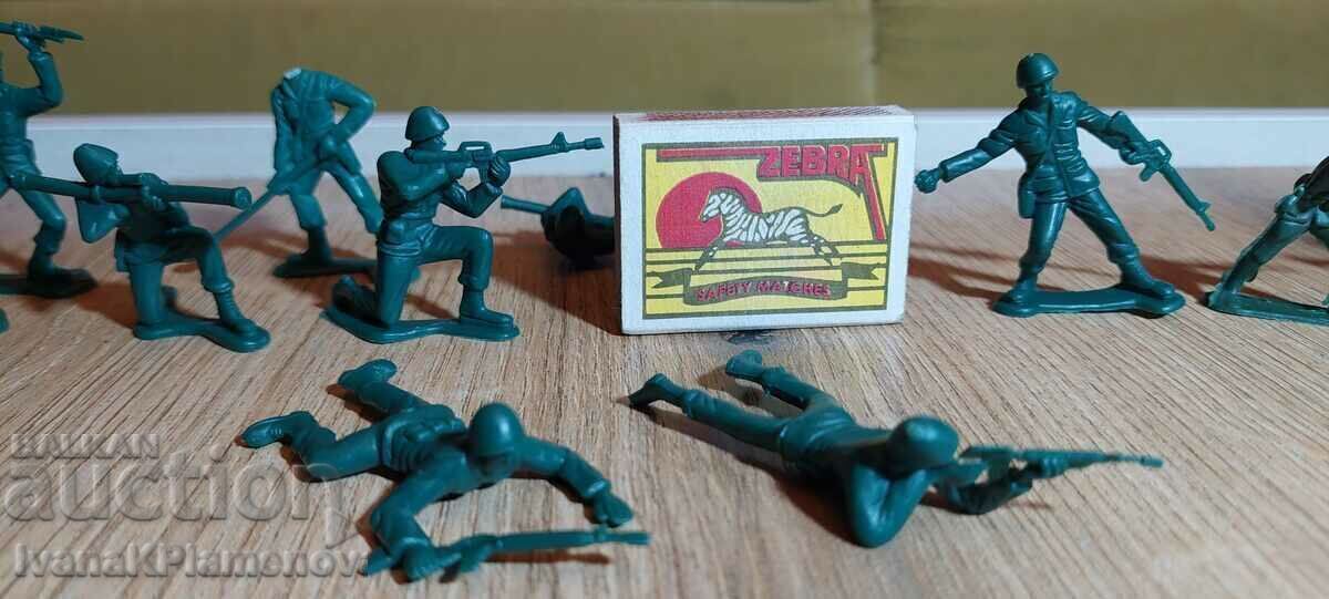 Figurines for collectors - 6