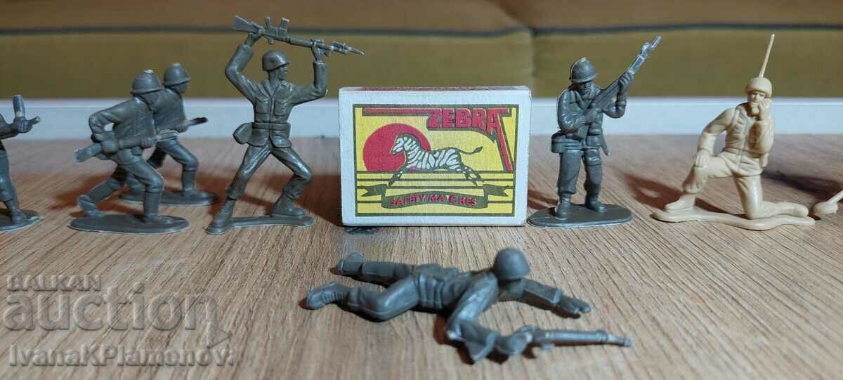 Figurines for collectors - 7 Figurines for collectors - 7