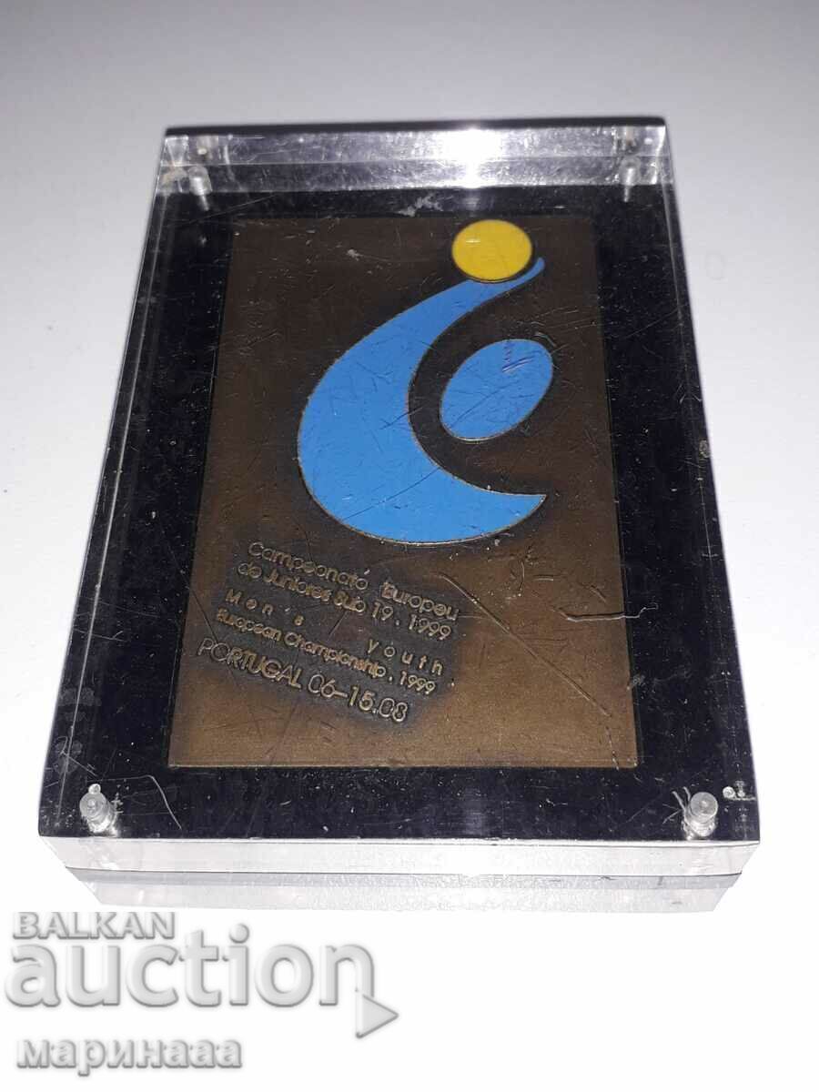 Delivery of BRONZE PLAQUE. HANDBALL. PORTUGAL Delivery of BRONZE PLAQUE. HANDBALL. PORTUGAL