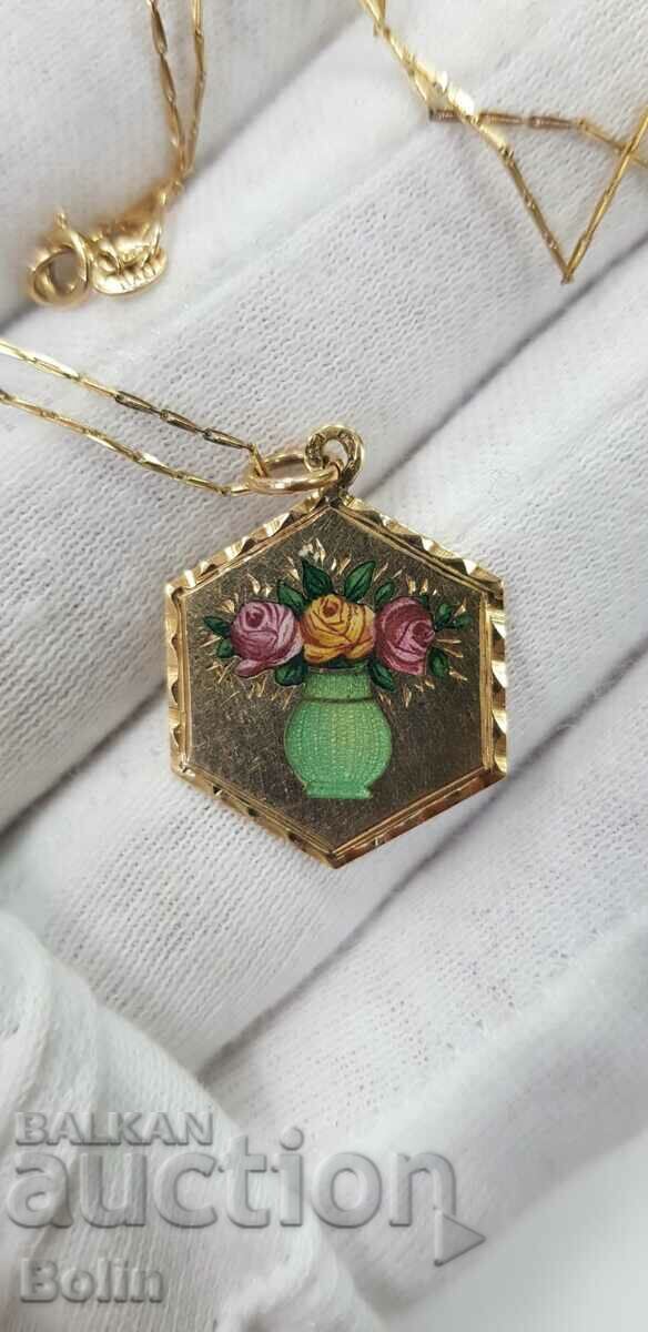 Gold medallion with painted enamel 14 carat - late 19th century - 5 Gold medallion with painted enamel 14 carat - late 19th century - 5