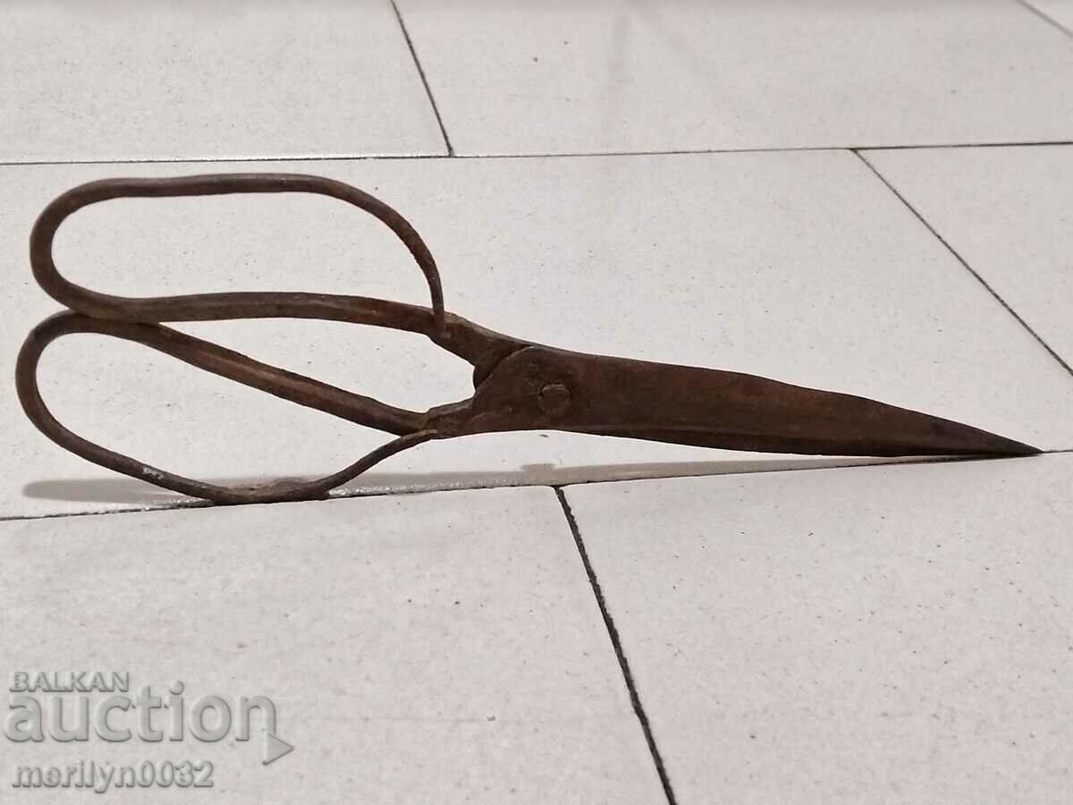 Old forged scissors, knife, wrought iron scissors - 7 Old forged scissors, knife, wrought iron scissors - 7