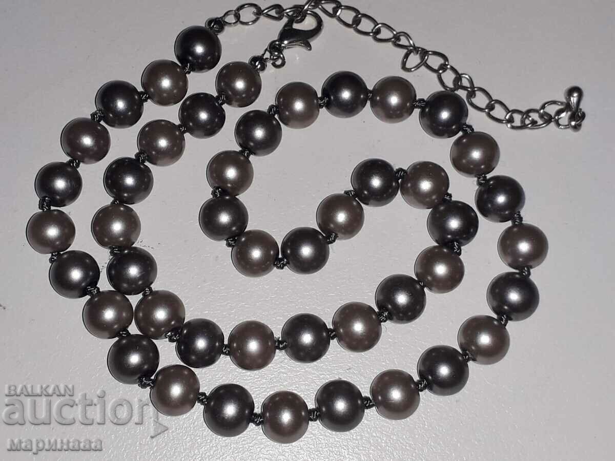 Vintage Old Necklace with price 2.00 BGN | € 1.02 Vintage Old Necklace with price 2.00 BGN | € 1.02
