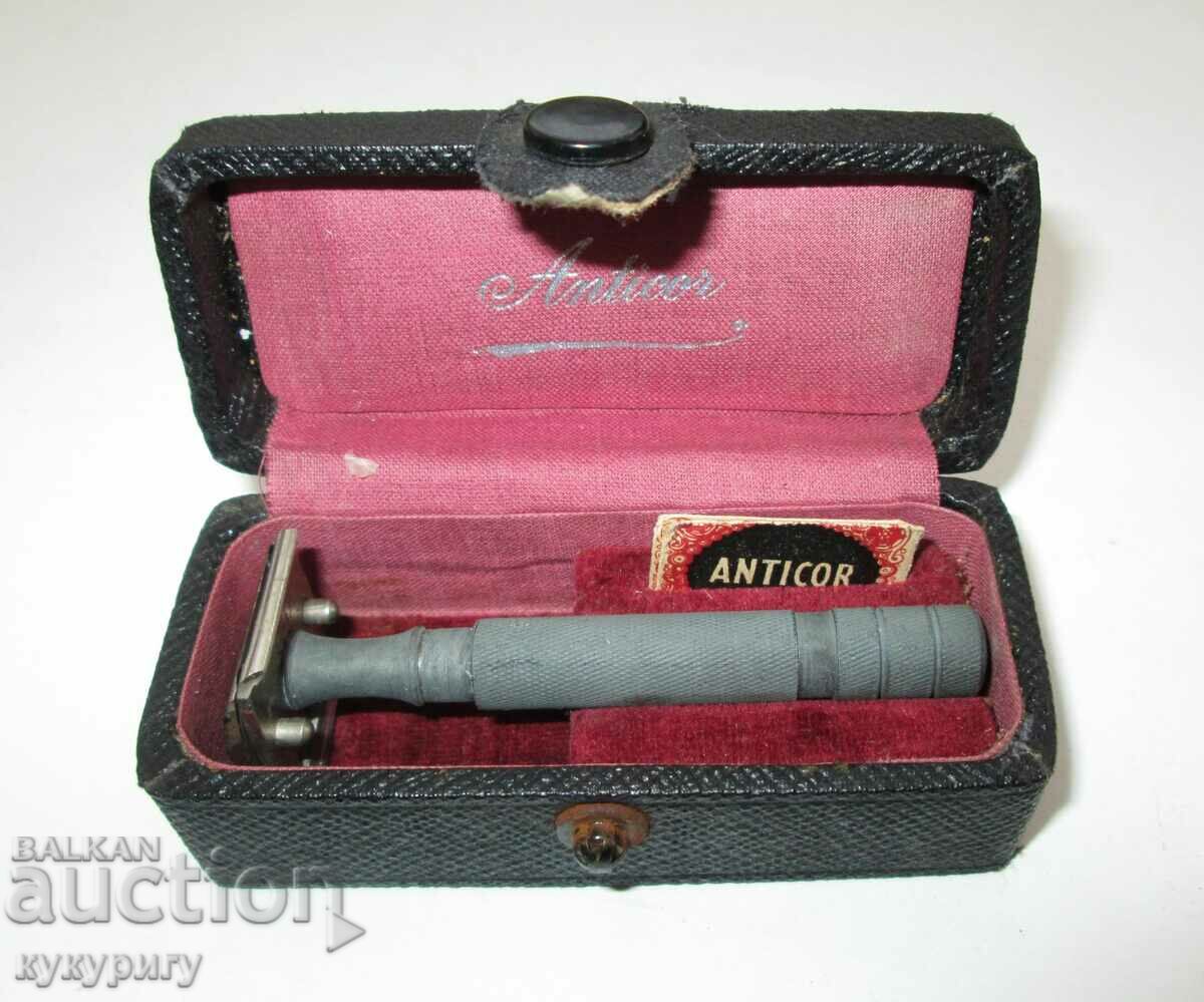 Old razor Anticor D.R.G.M. Germany Second World War - 7 Old razor Anticor D.R.G.M. Germany Second World War - 7