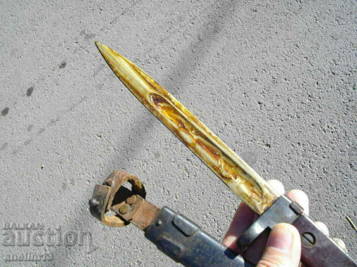 Auction BAYONET FOR AK 47 KALASHNIKOV Auction BAYONET FOR AK 47 KALASHNIKOV