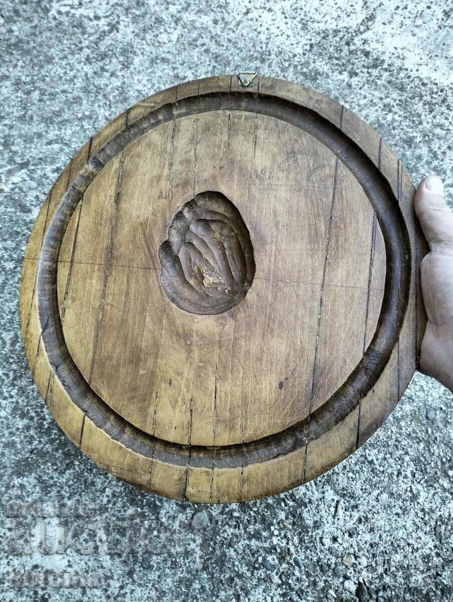 Delivery of Old wooden Catholic religious plaque Delivery of Old wooden Catholic religious plaque