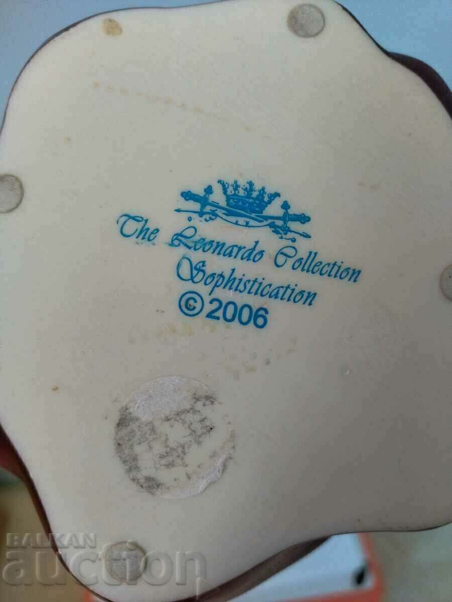 Statuette of Leonardo - 6