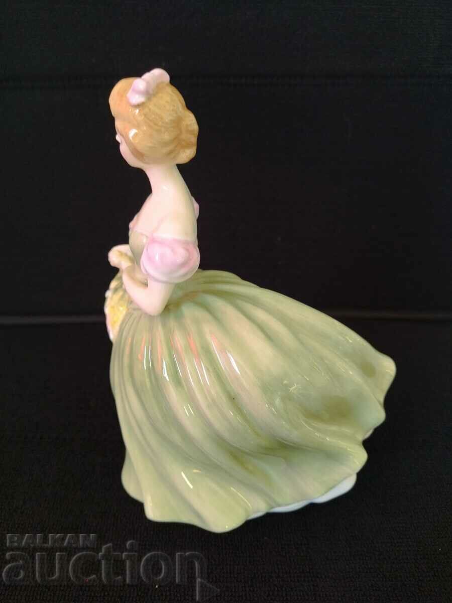 Royal Dowton figurine with price 85.00 BGN | € 43.46 Royal Dowton figurine with price 85.00 BGN | € 43.46