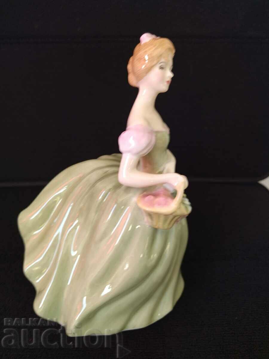 Delivery of Royal Dowton figurine Delivery of Royal Dowton figurine