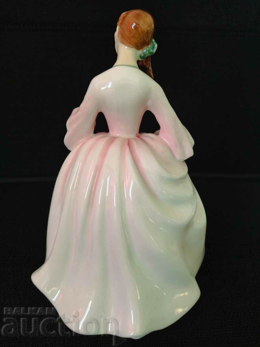 Auction Royal Dowton figurine Auction Royal Dowton figurine