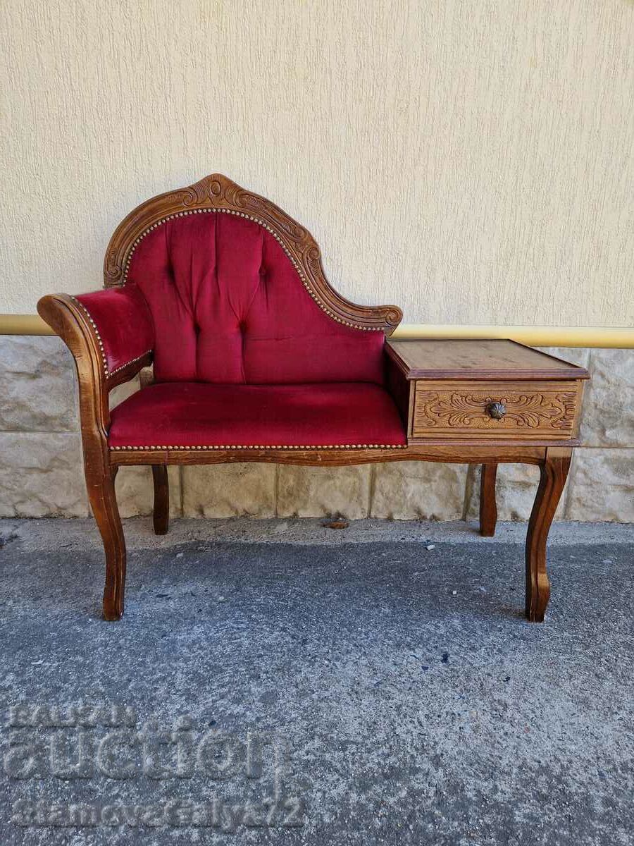 A unique antique English parlor bench with price € 203.49 | 397.99 BGN A unique antique English parlor bench with price € 203.49 | 397.99 BGN
