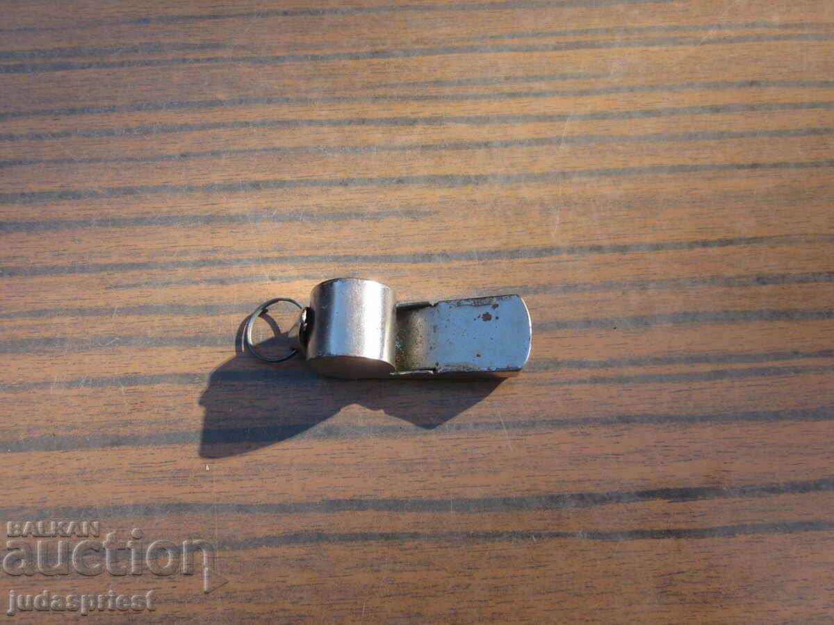 Δημοπρασία παλιό ρετρό αθλητικό σφύριγμα Δημοπρασία παλιό ρετρό αθλητικό σφύριγμα