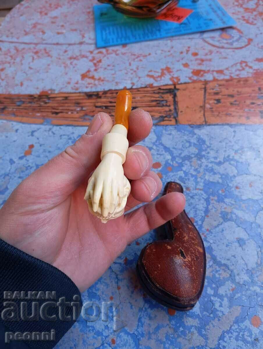 Ένας παλιός σωλήνας αφρού θάλασσας - 5 Ένας παλιός σωλήνας αφρού θάλασσας - 5