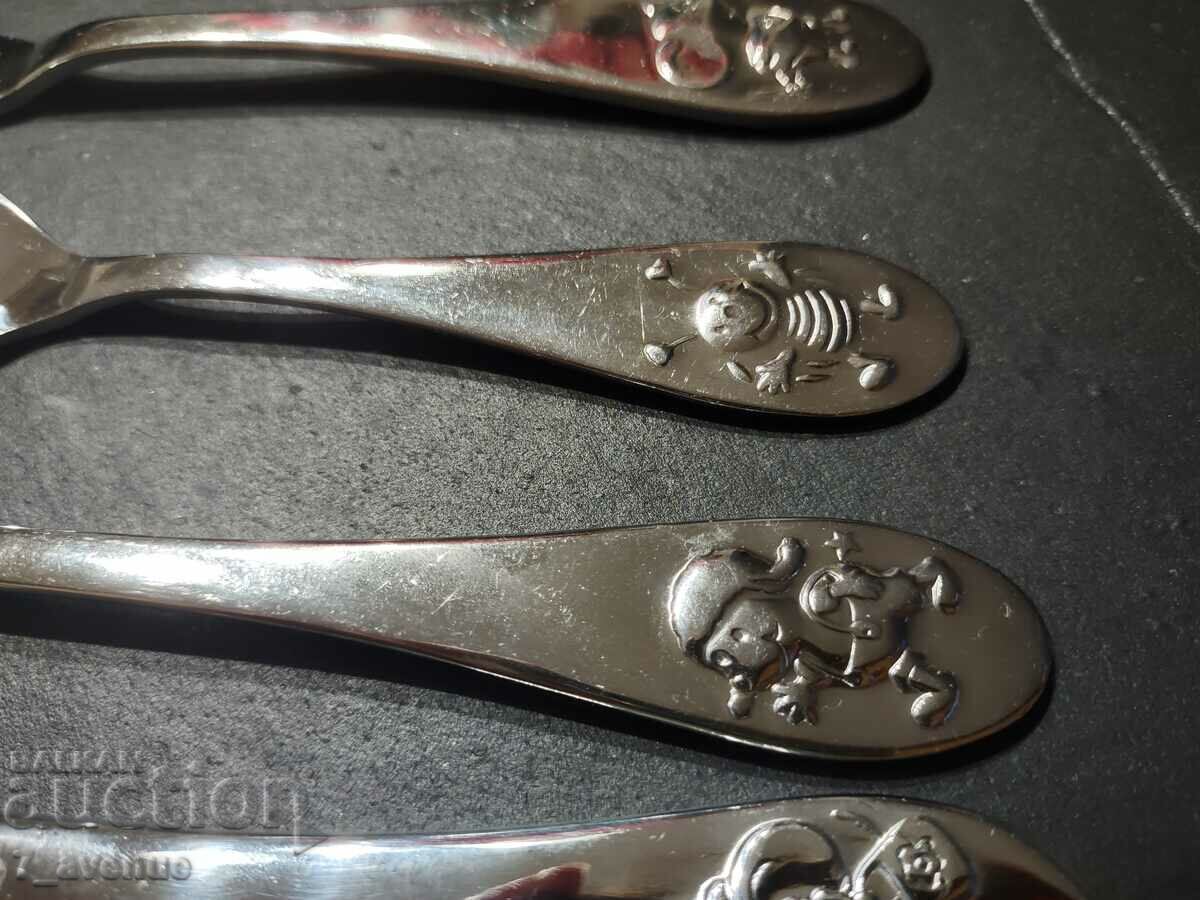 Licitație Ustensile, set de sufragerie pentru copii, ca noi, Licitație Ustensile, set de sufragerie pentru copii, ca noi,