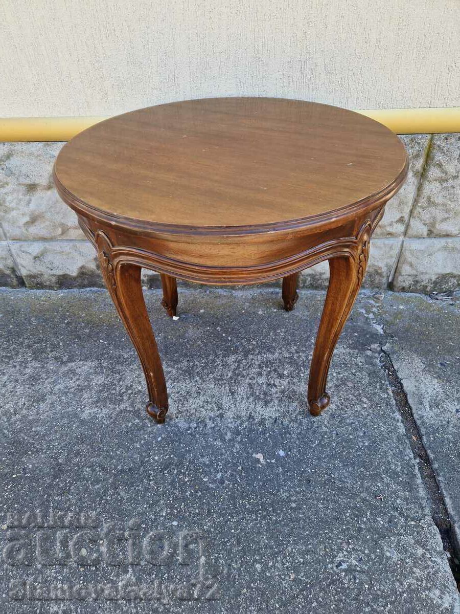 Аукцион Много красива антикварна френска масичка Аукцион Много красива антикварна френска масичка