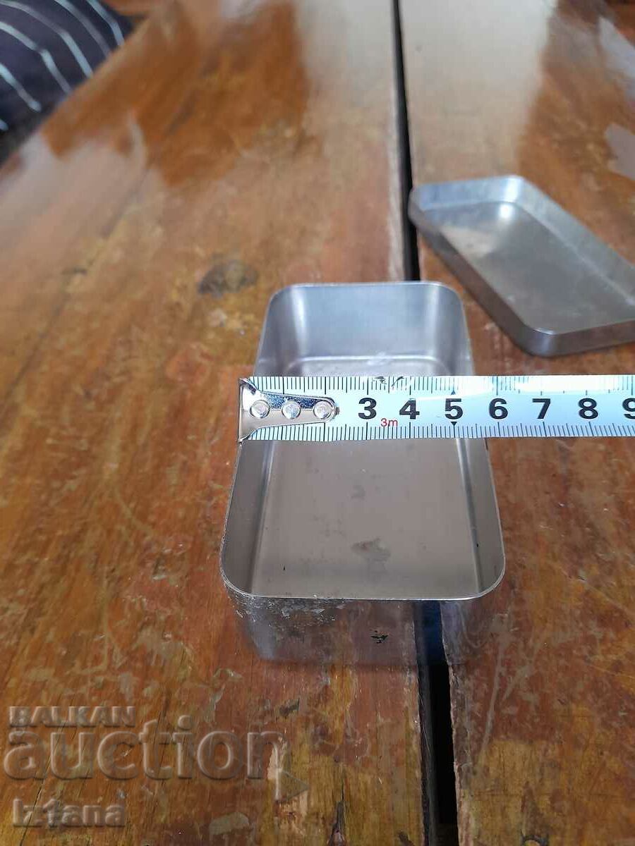 Delivery of Old medicine box Delivery of Old medicine box