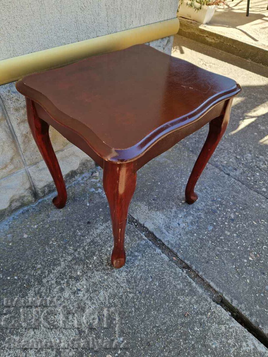 Delivery of A lovely antique English coffee table Delivery of A lovely antique English coffee table