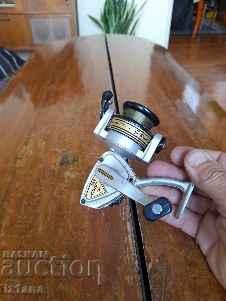Old Orion 102 fishing reel with price 52.00 BGN | € 26.59 Old Orion 102 fishing reel with price 52.00 BGN | € 26.59