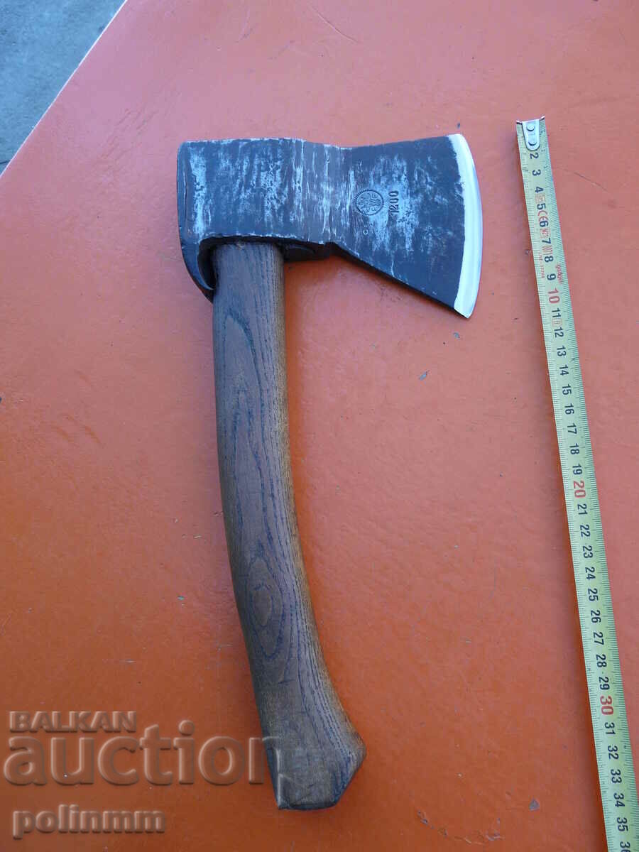 Old Oshenkopf chopping ax - 537