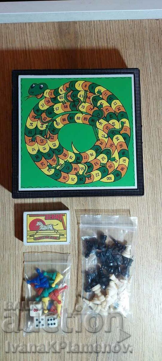 Chess and other magnetic games with price 15.00 BGN | € 7.67