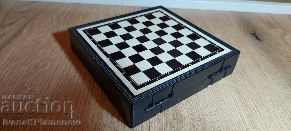 Chess and other magnetic games - 5