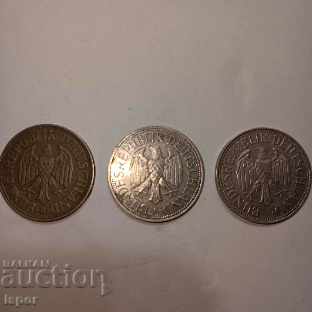 18/ lot GFR with price 2.50 BGN | € 1.28 18/ lot GFR with price 2.50 BGN | € 1.28