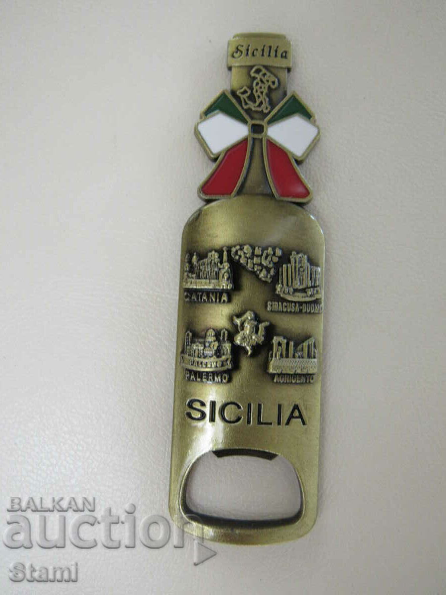 Metal magnet-opener from Sicily, Italy-1 with price 10.00 BGN | € 5.11 Metal magnet-opener from Sicily, Italy-1 with price 10.00 BGN | € 5.11