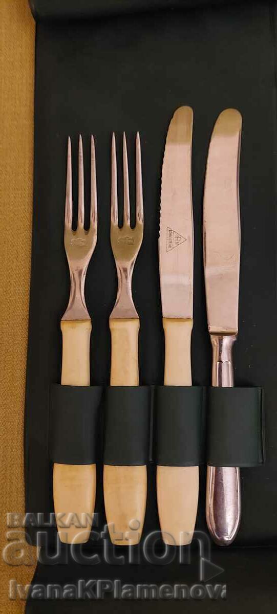 Delivery of Travel kit Delivery of Travel kit